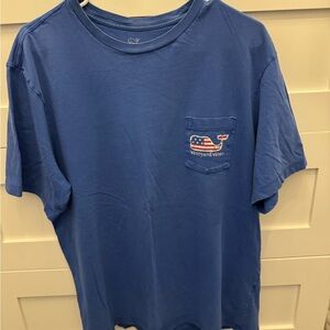 Vineyard vines, American flag whale T-shirt/T men’s size large blue with pocket